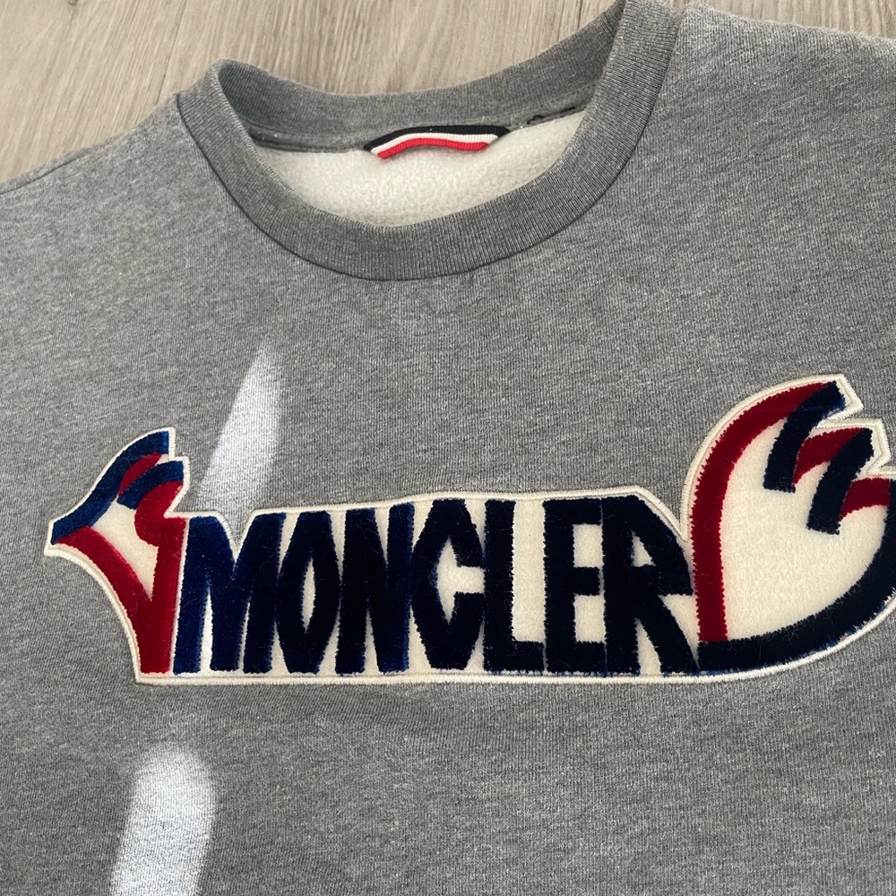 Moncler long sleeve crewneck sweatshirt